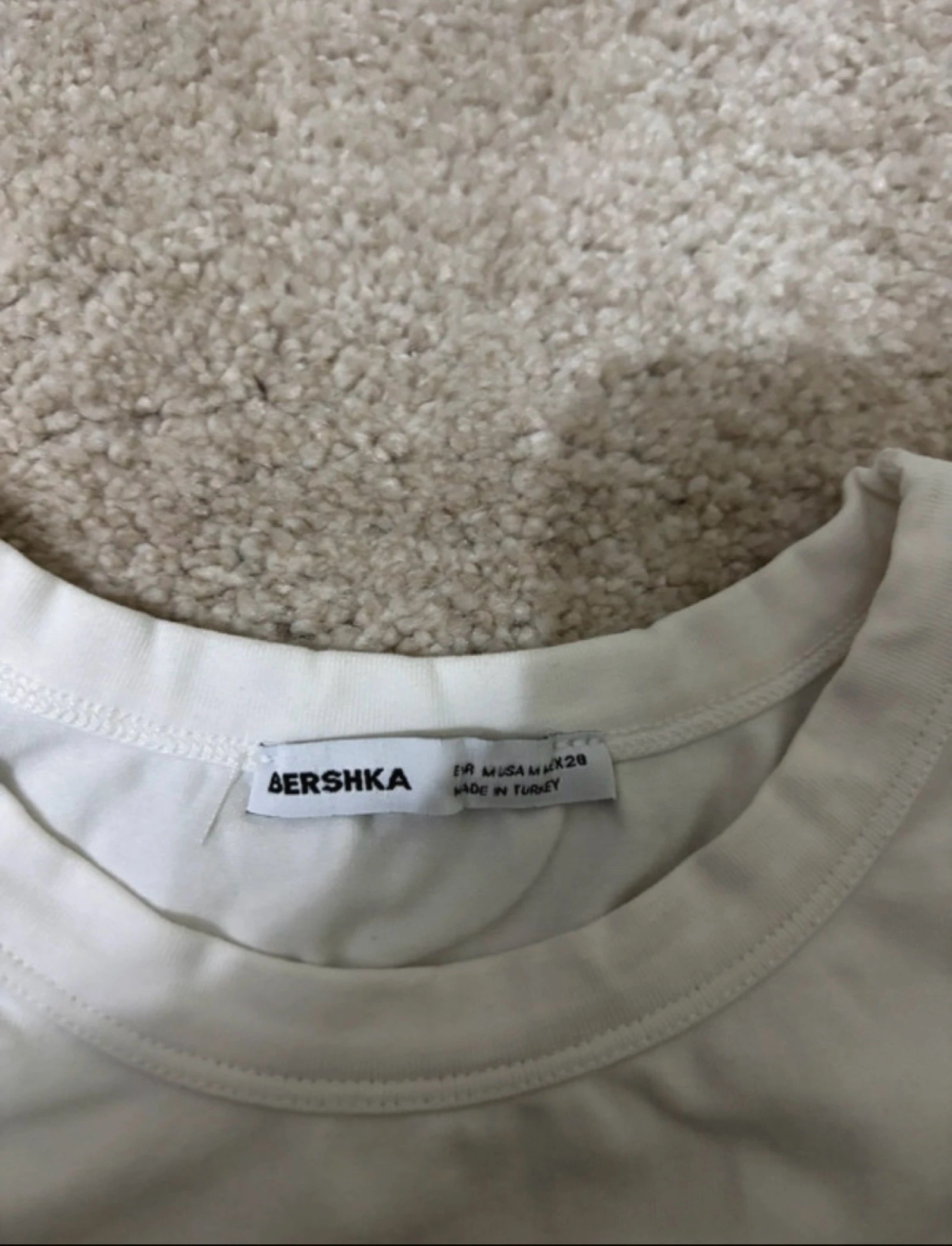 Fitted and short top – photo 3